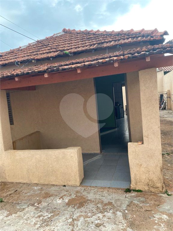 Casa térrea para venda na Vila Carmem