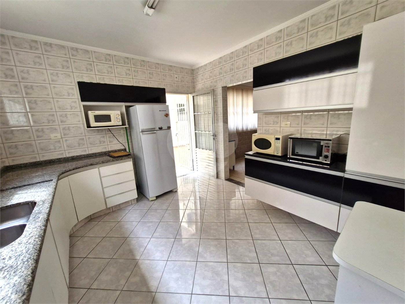 Casa à venda com 3 quartos, sendo 1 suíte, em Granja Julieta, São Paulo, SP