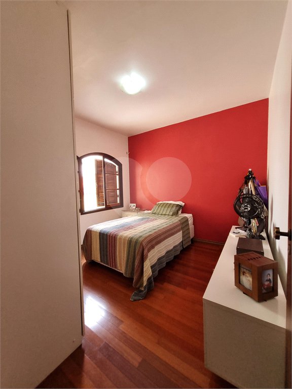 VENDA - Sobrado Jardim França: 135m² | 3 dormitórios (1 suíte) | 2 vagas | Churrasqueira