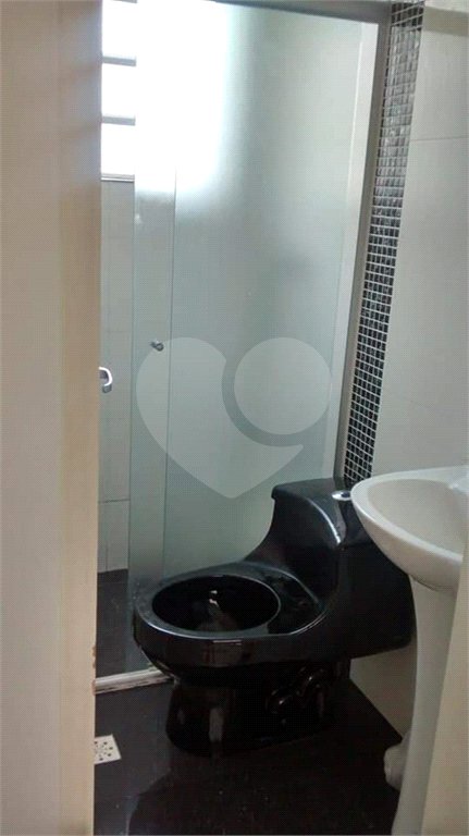 Apartamento no Condomínio Mont Royal.