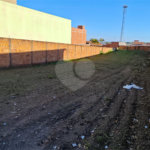 Oportunidade Comercial: Terreno de 525m² em Localização Estratégica no Parque Sissi!