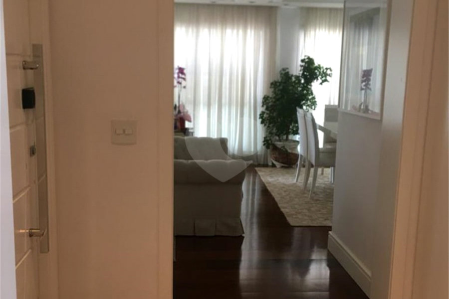 Apartamento para venda Alto de Santana com 220 m² de área primativa.