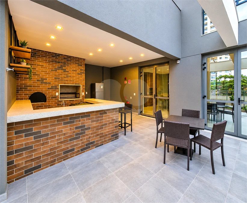 Apartamento de alto padrão com 108 m², 3 dormitórios, 1 suíte, varanda gourmet, planejados, lazer completo e próximo ao Metrô Alto do Ipiranga.