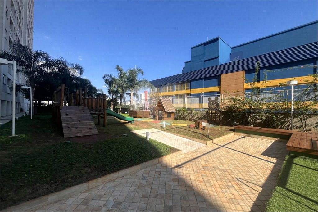 Apartamento na Liberdade com 1 dormitório e 1 vaga de moto