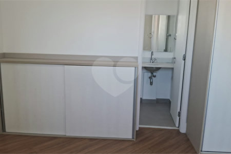 Apartamento a venda ao lado do Metro Ipiranga