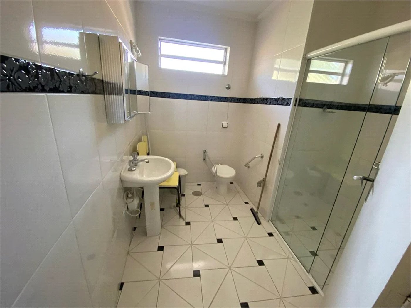 Casa Ampla à Venda no Jardim Bonfiglioli com Área Gourmet e 4 Quartos!
