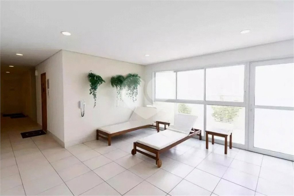 Apartamento para locação no Campo Belo com 51m², com 1 dormitório, 1 vaga, e lazer completo