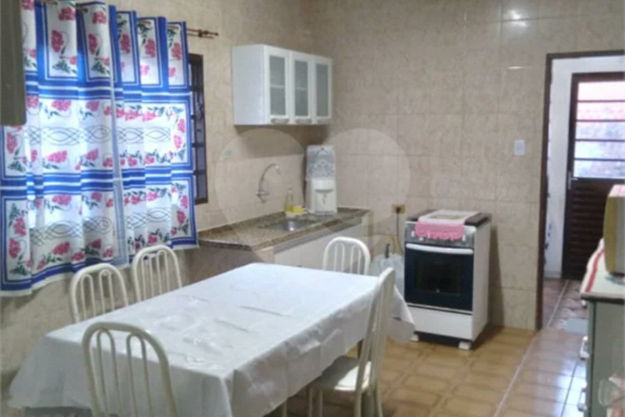 CASA IAA COM 260M DE TERRRENO