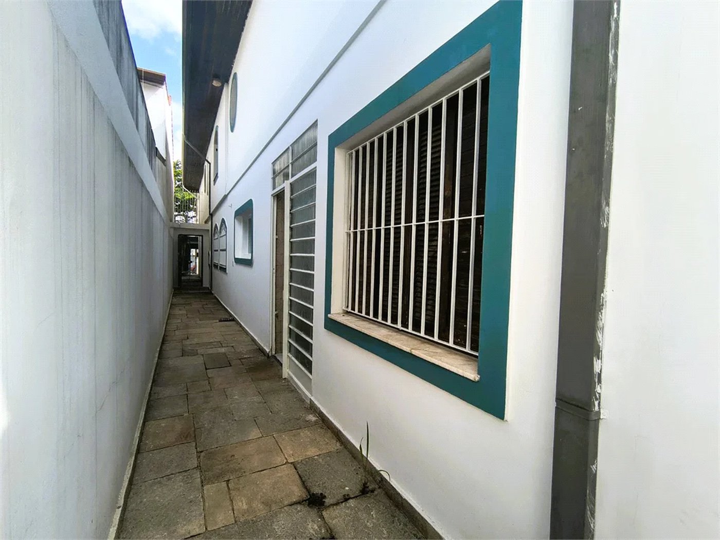 Sobrado à venda com 3 quartos, sendo 1 suíte,  em Jardim Esmeralda, São Paulo, SP