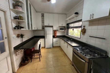 Casa para alugar com 4 suítes em São Carlos, Três Lagoas, MS