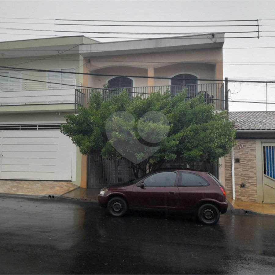 Casa a Venda no Jardim Belvedere