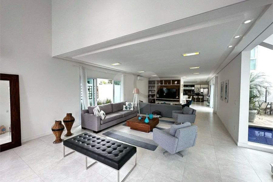 Casa à venda com 5 suítes em Riviera de São Lourenço, Bertioga, SP