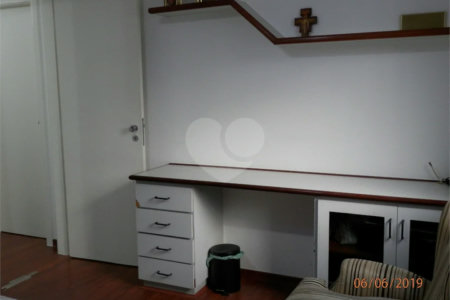 APARTAMENTO PRÓXIMO METRÔ SÃO JUDAS.