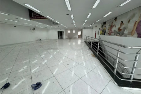 PRÉDIO COMERCIAL DE 944 M² PARA LOCAÇÃO | LOCALIZAÇÃO ESTRATÉGICA, GRANDE VISIBILIDADE E EXCELENTE POTENCIAL COMERCIAL