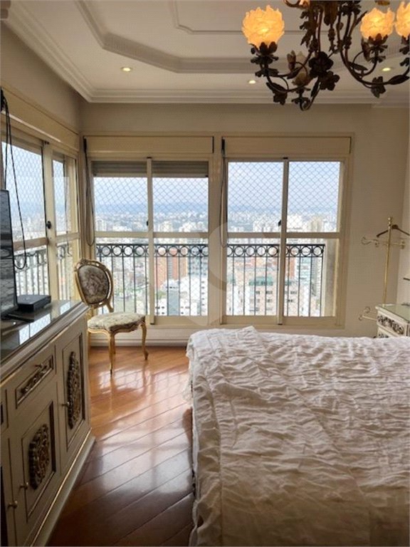 Apartamento à venda com 4 suítes em Santa Cecília, São Paulo, SP