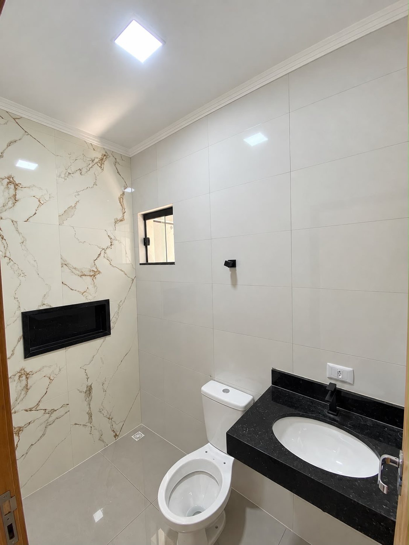 Casa à venda com 2 quartos, sendo 1 suíte,  em Jardim Bela Vista, Três Lagoas, MS