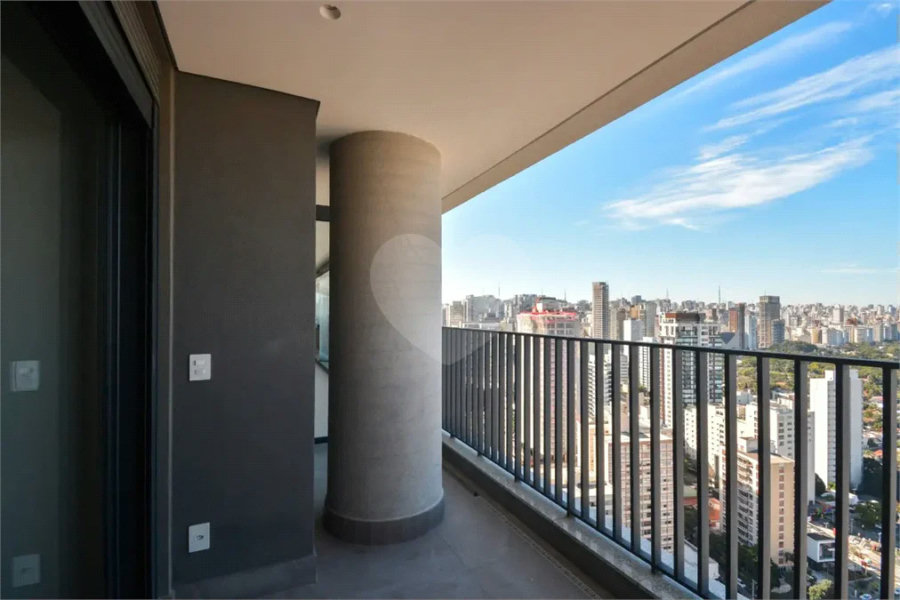 Apartamento para venda e locação em Pinheiros com 3 quartos, sendo 3 suítes, 178m²
