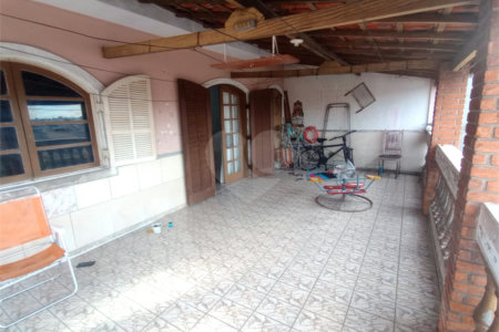 Sobrado com 5 dormitórios à venda, 250 m² por R$ 750.000 - Parque Santa Madalena - São Paulo/SP