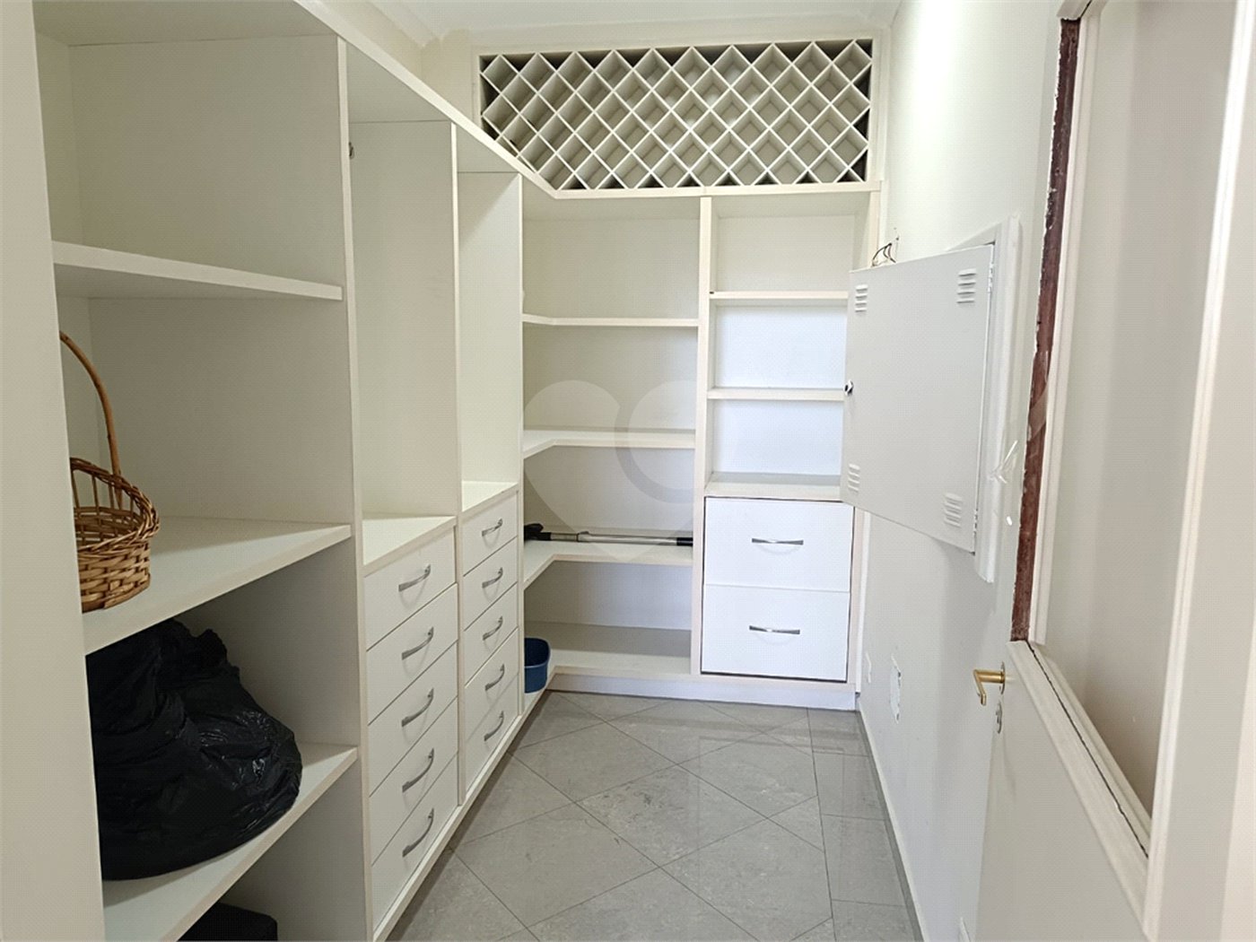 Apartamento em Higienópolis com 4 quartos e 3 vagas