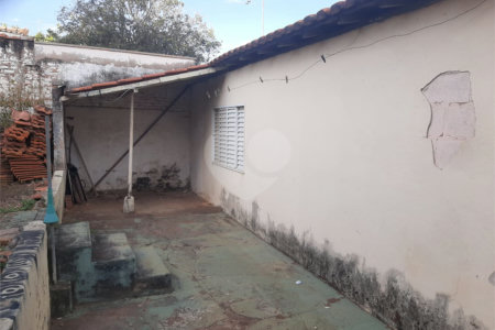 Casa térrea a venda na região central de São Carlos