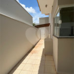 Vende-se casa no Village Damha II