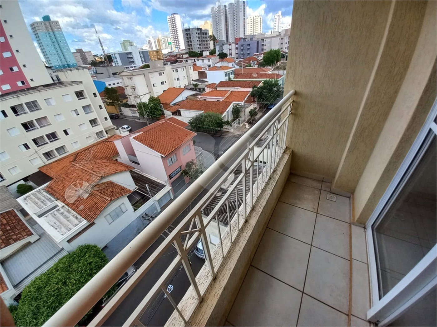 Apartamento no Condomínio Veneza