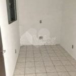 Casa Sobrado com piso cerâmico, com 3 dormitórios no Jardim Ricetti