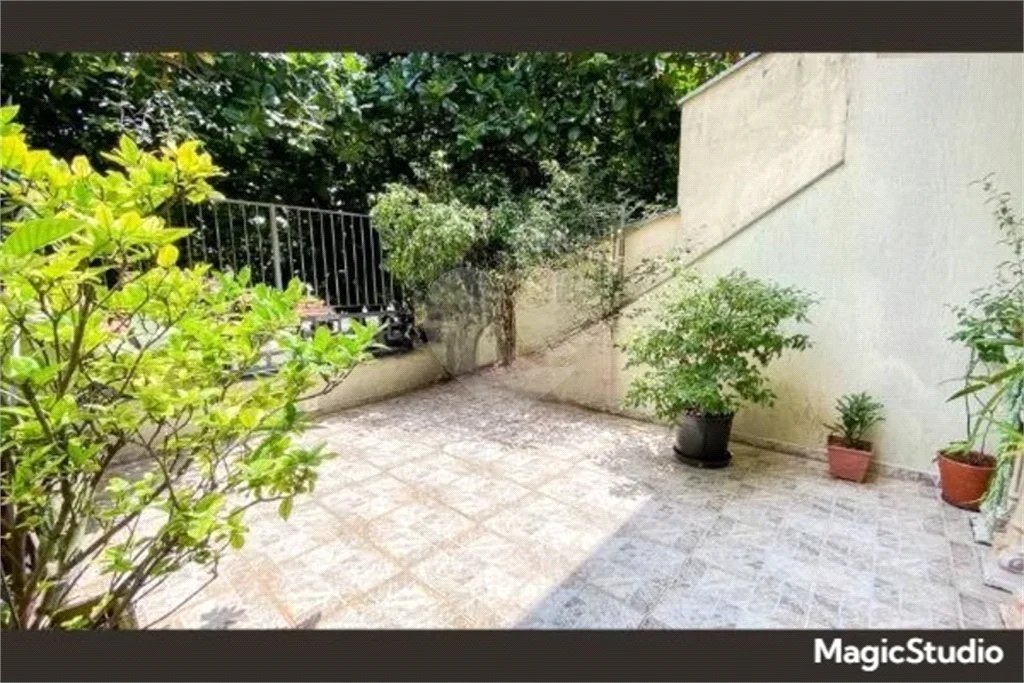 Casa com 540m² , 5 dormitórios , sendo 4 suítes , 10 vagas , à venda no bairro Jardim , em Santo André