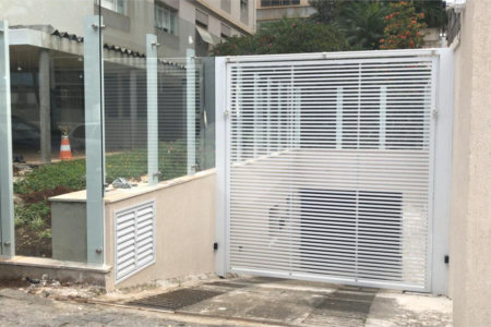 Apartamento à venda no bairro Bela Vista.