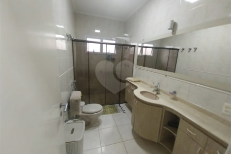 Casa Térrea Disponível para Locação e Venda no Condomínio Vilaggio Capriccio