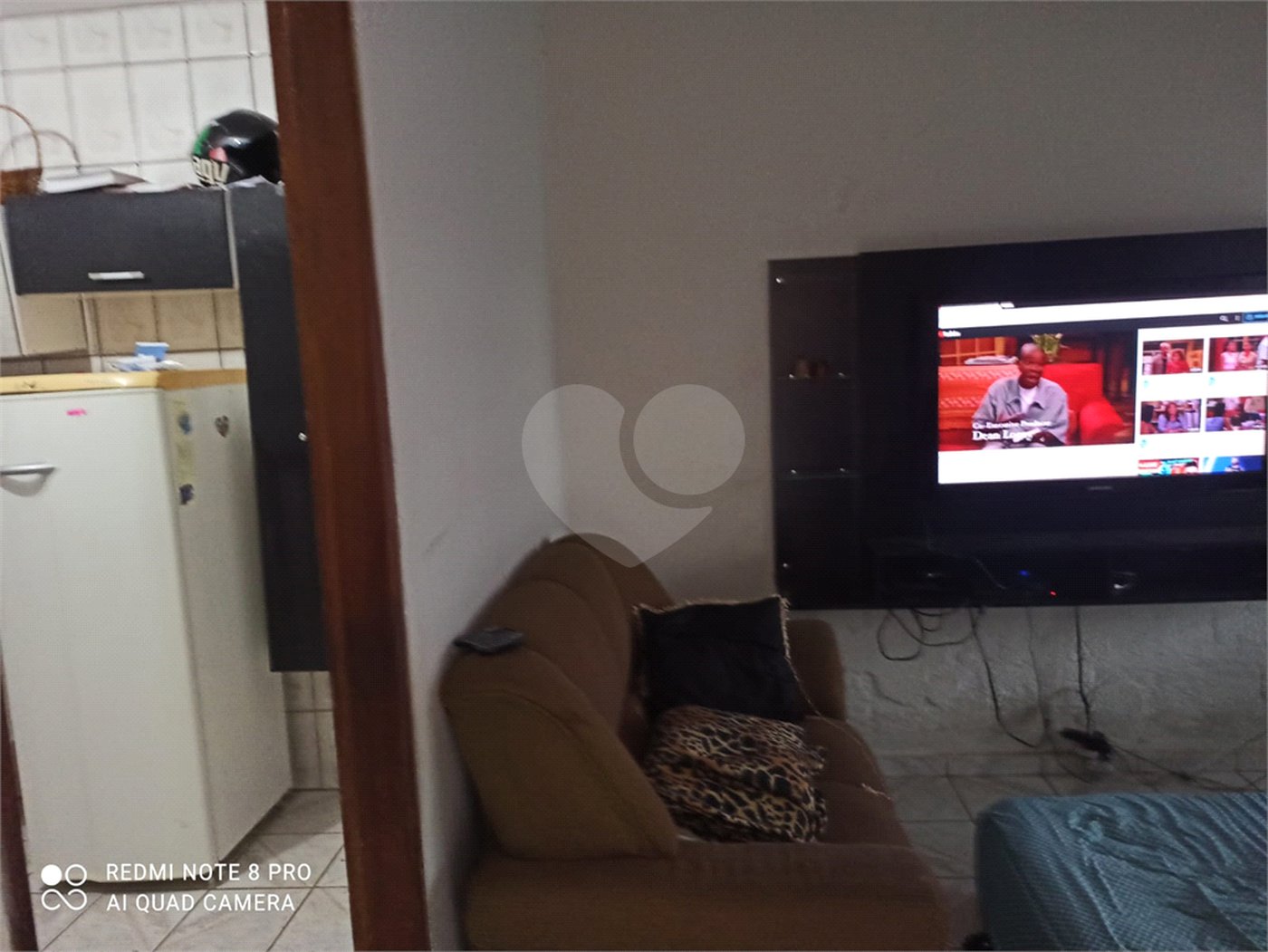 Casa Térrea com 2 dormitórios.