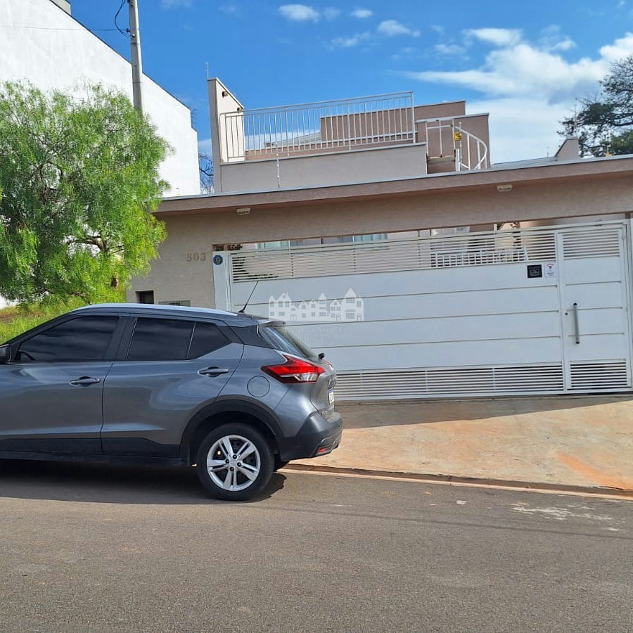 Casa à venda com 3 quartos, sendo 1 suíte, em Residencial Jardins da Catalunha, Atibaia, SP