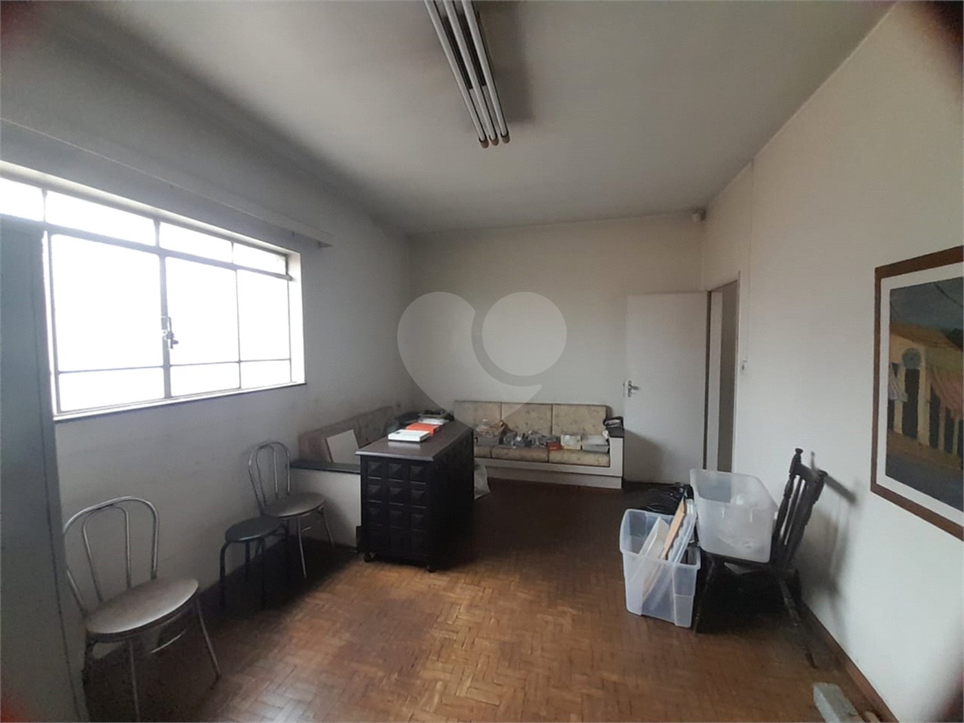 Prédio Comercial na Av. São Carlos - Excelente Oportunidade no Centro da Cidade