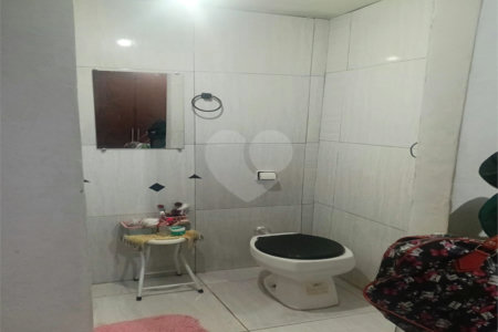 Casa térrea com 125,00 m² .