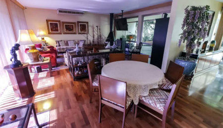 Sobrado à venda com 4 quartos, sendo 3 suítes,  em Vila Sônia, São Paulo, SP