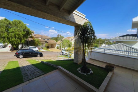 Apresento essa belíssima casa no Condomínio Delle Stelle - Louveira SP
