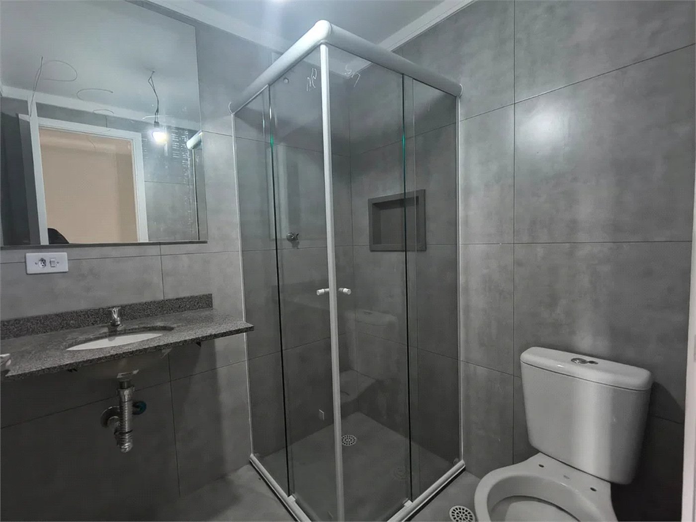 Apartamento à venda de 46m², 1 dormitório, sacada ao lado da USP