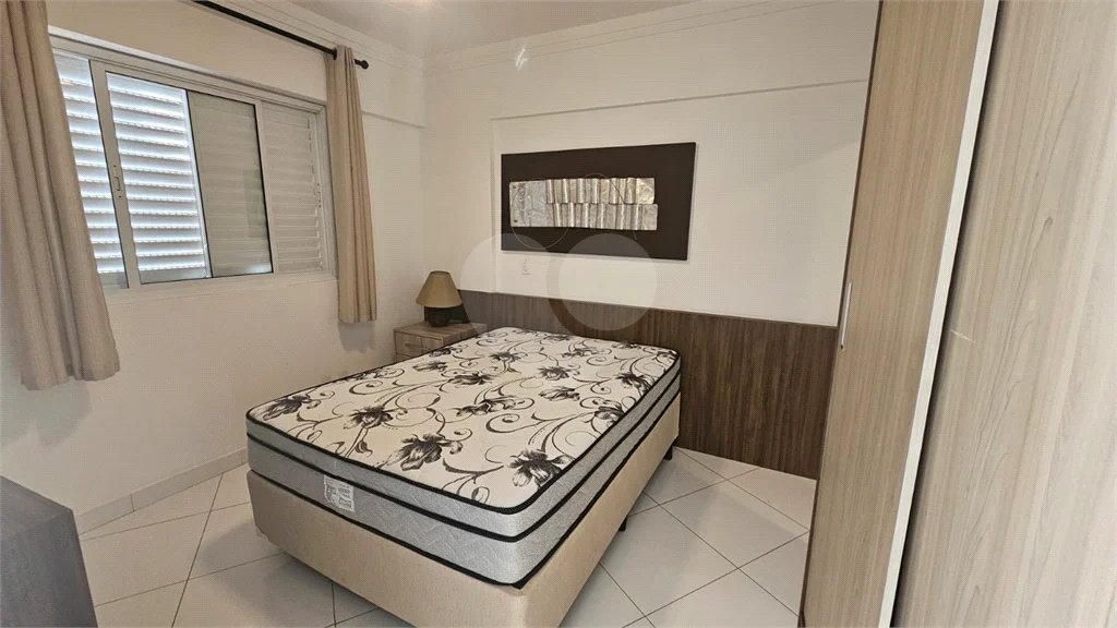 Apartamento mobiliado disponível para locação - em excelente localização na Av. Independência em Piracicaba.