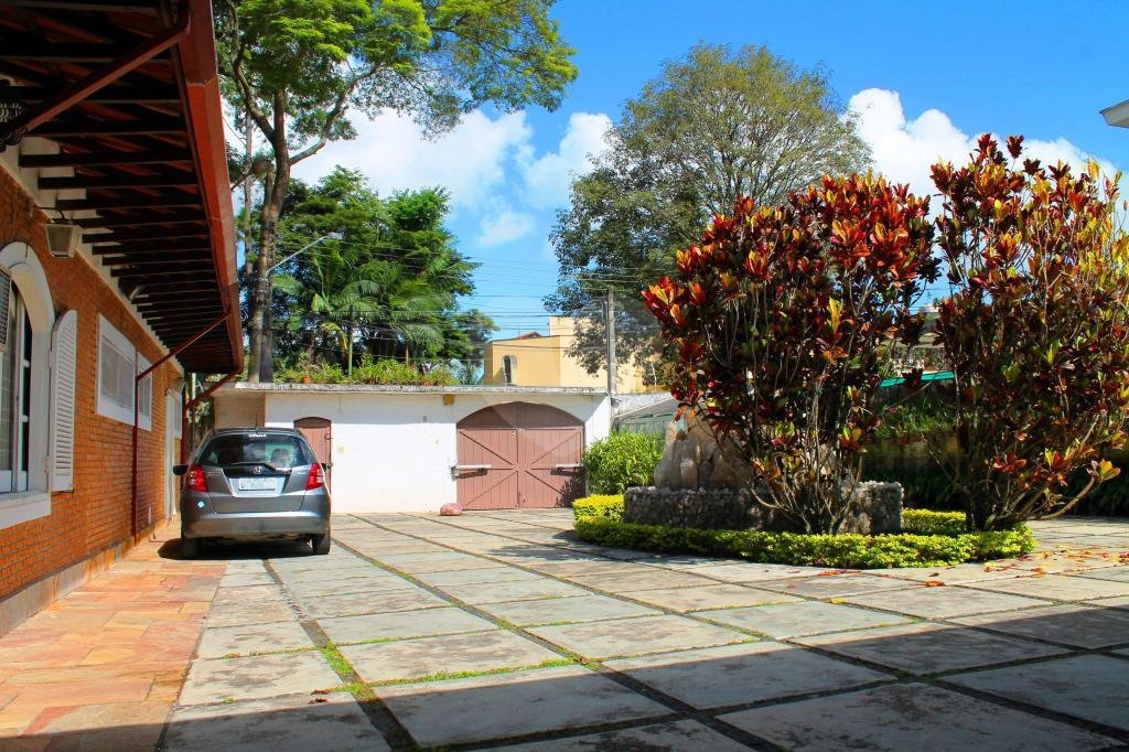 Casa Térrea à venda com 3 quartos, sendo 1 suíte, em Granja Julieta, São Paulo, SP