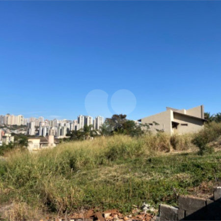 Terreno contendo 917,00 m² de área, em Ribeirão Preto/SP.