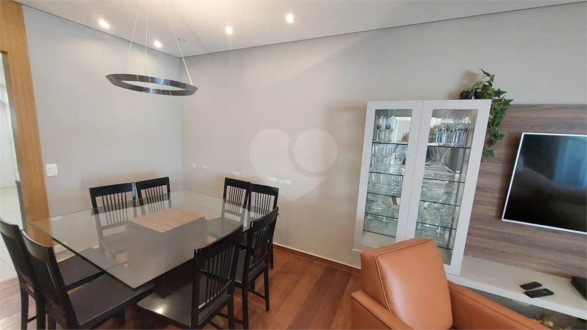 Apartamento de 3 quartos, mobiliado, para locação no Paraíso