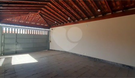 Casa Térrea à venda com 3 quartos, sendo 1 suíte,  em Residencial Itamarati, São Carlos, SP