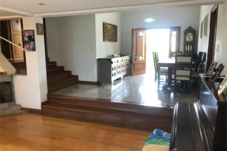 Casa para venda no Condomínio Parque Faber 1