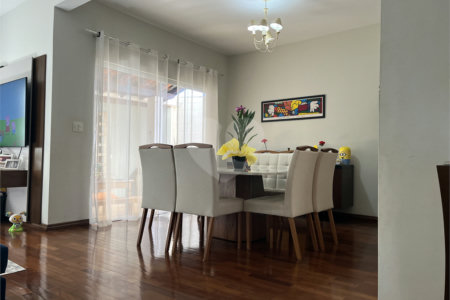 Casa a venda no Condomínio Grand Ville