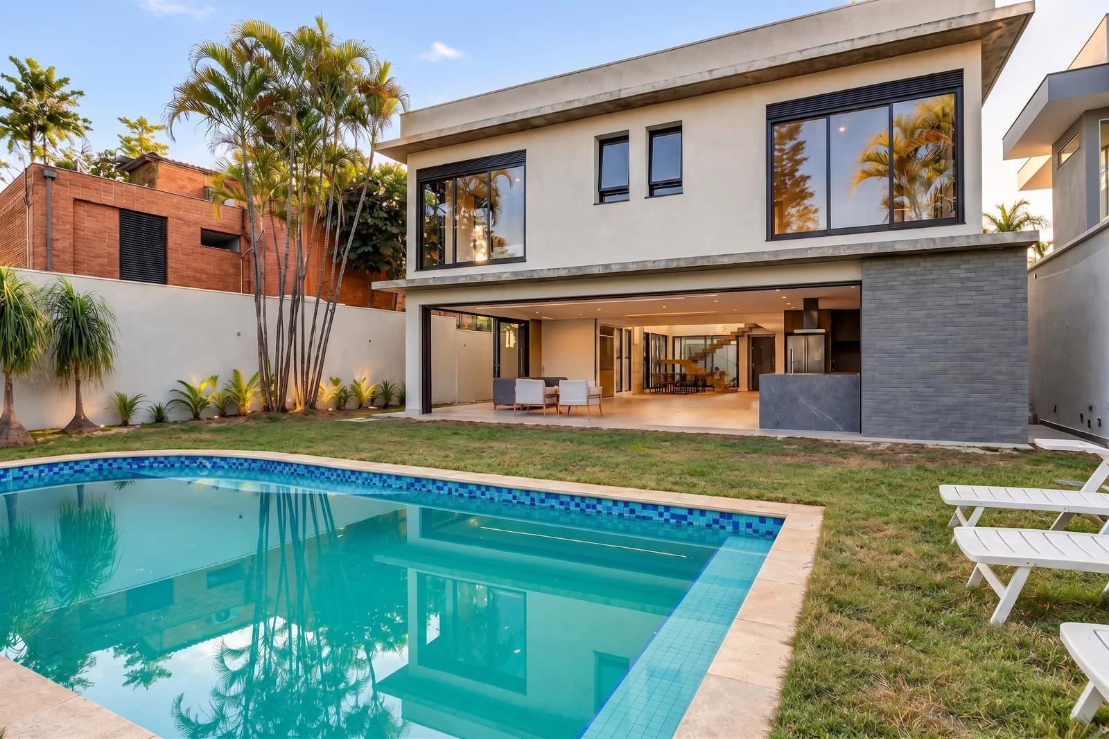 Casa à venda com 3 suítes em Granja Julieta, São Paulo, SP