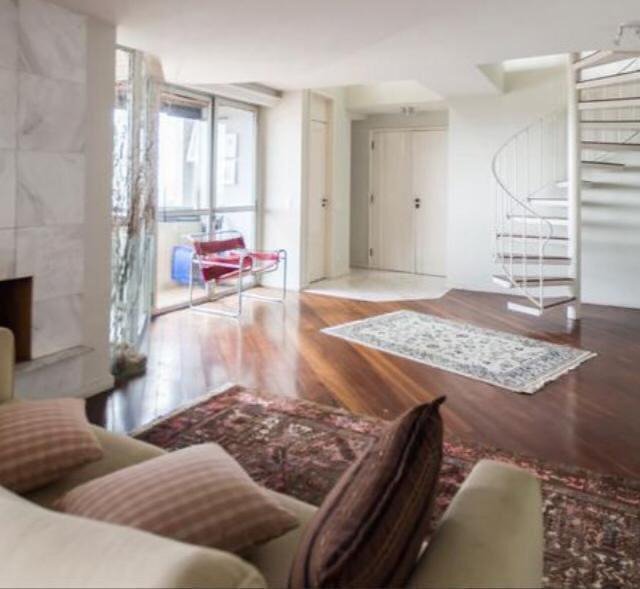 Apartamento à venda com 5 quartos, sendo 3 suítes, em Jardim Ampliação, São Paulo - SP