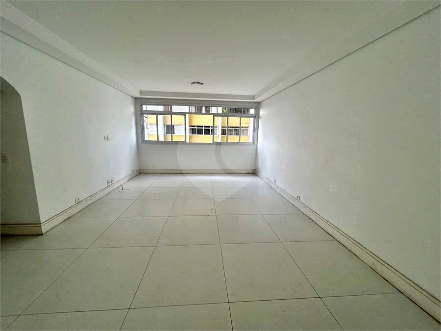 Apartamento de 105 m2, 3 dorms, 2 vagas livres em Perdizes