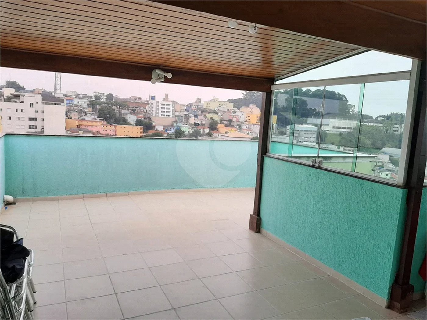 Apartamento com 125 m², 2 quartos (1 suíte) e 2 vagas de garagem à venda no bairro Nova Gerty em São Caetano do Sul