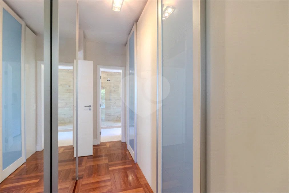 Casa à venda com 4 suítes no condomínio Laplace Spe, São Paulo - SP