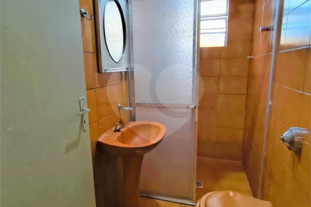 Casa Térrea para Venda – Bairro Vila Avaí, Indaiatuba - com 02 quartos- 01 banheiro-sala -cozinha-quintal e garagem 0 1carro